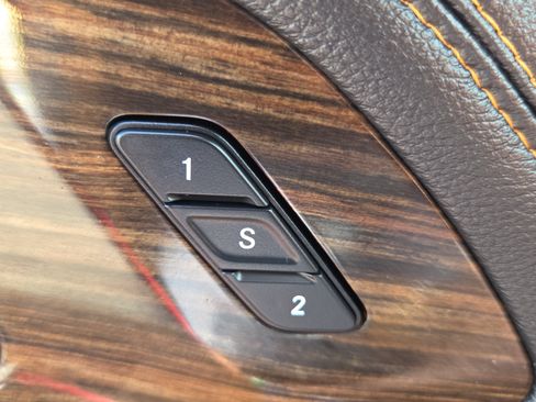 Used 2022 Chrysler Pacifica Pinnacle FWD image 29