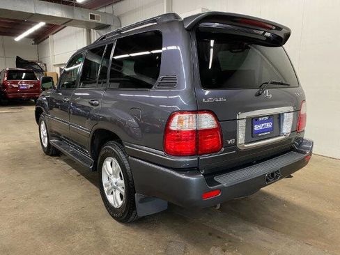 Used 2005 Lexus LX 470 4WD image 3
