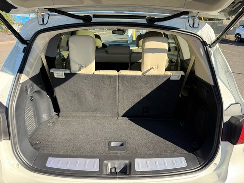 Used 2019 INFINITI QX60 Luxe w/ Sensory Package image 19
