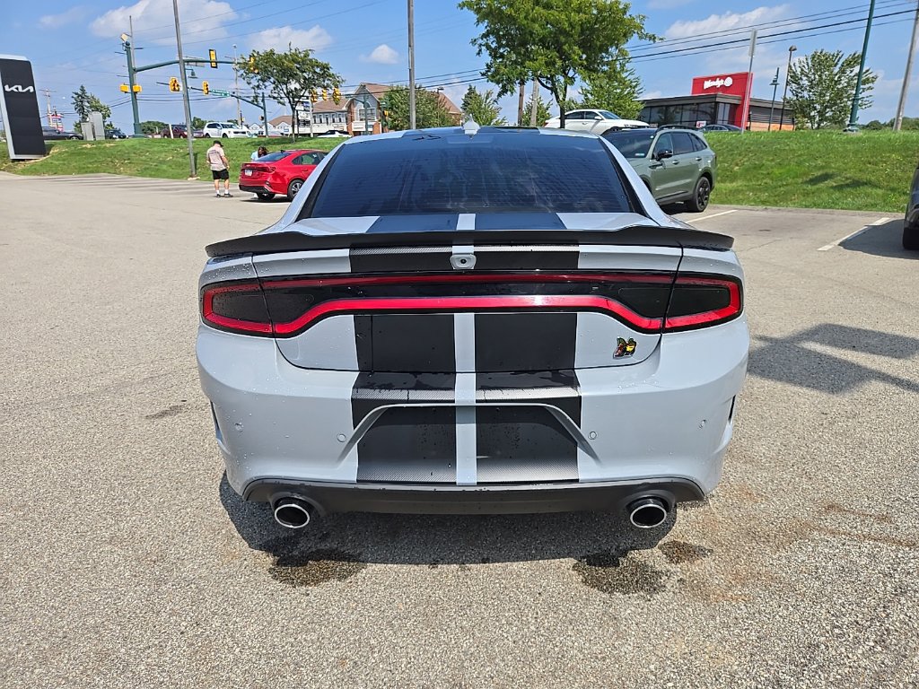 Used 2022 Dodge Charger Scat Pack w/ Dynamics Package RWD image 5