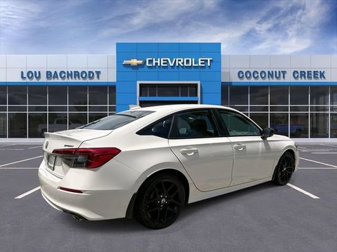 Used 2023 Honda Civic Sport image 8