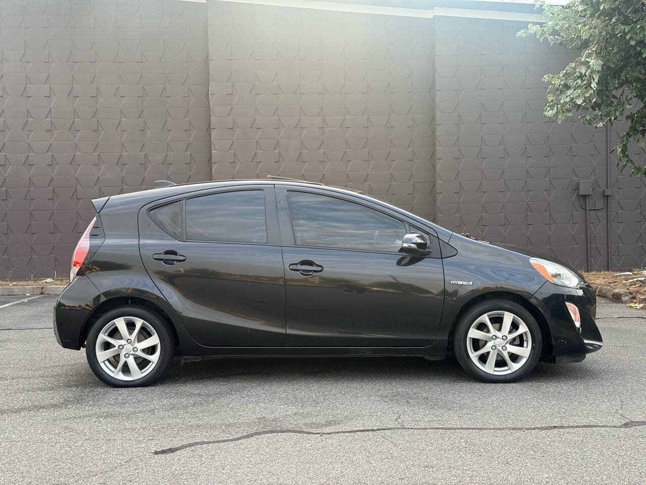 Used 2016 Toyota Prius C Four FWD image 6