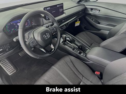 Used 2025 Honda Accord Sport image 11