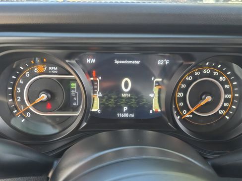 Used 2024 Jeep Wrangler Unlimited Rubicon 392 image 10