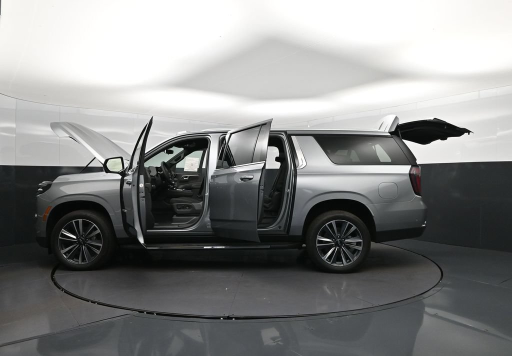 New 2026 Chevrolet Suburban LS RWD image 47