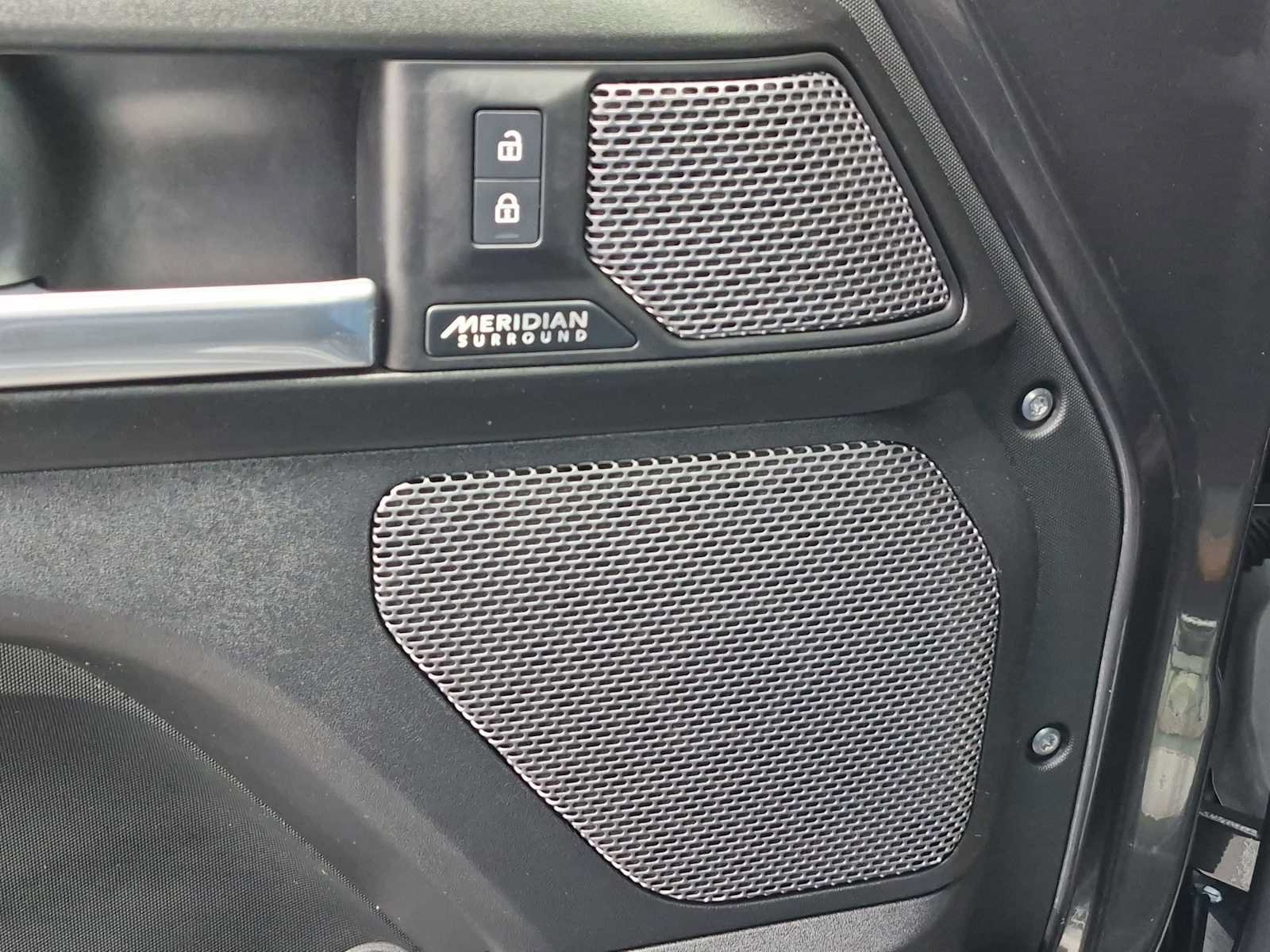 Used 2024 Land Rover Defender 110 Carpathian Edition AWD/4WD image 33