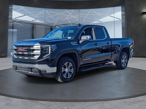 Used 2024 GMC Sierra 1500 SLE image 2