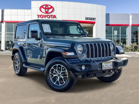 Used 2024 Jeep Wrangler Sport AWD/4WD image 1