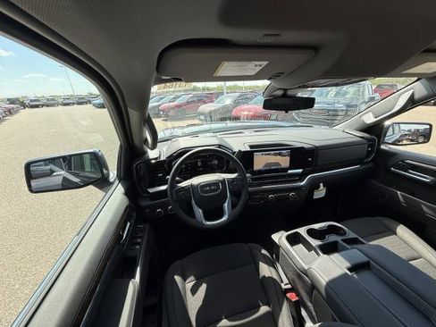 New 2026 GMC Sierra 1500 SLE image 19