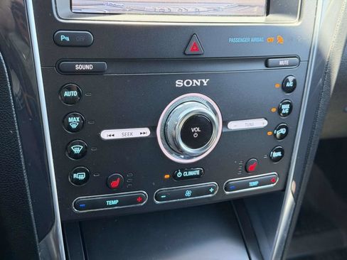 Used 2019 Ford Explorer Sport AWD/4WD image 34