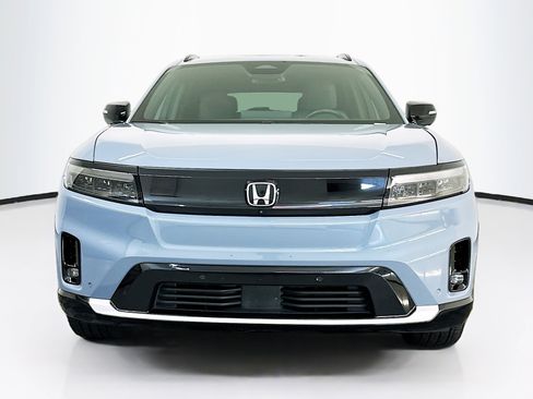 Used 2025 Honda Prologue Elite image 2