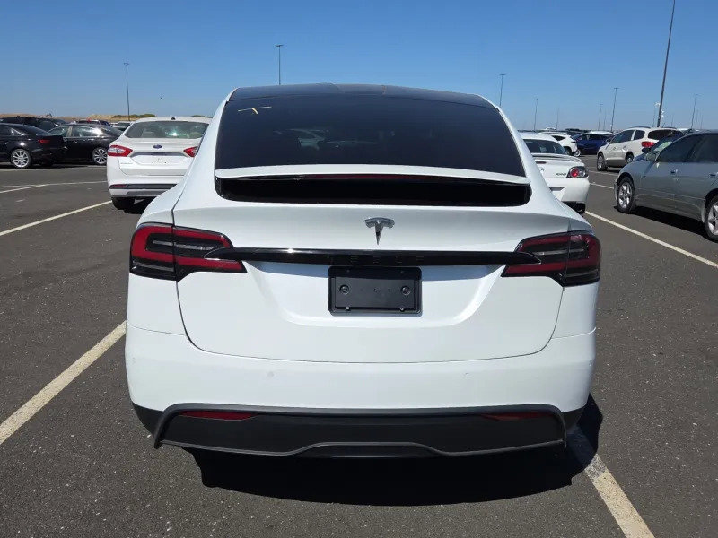 Used 2022 Tesla Model X AWD/4WD image 5
