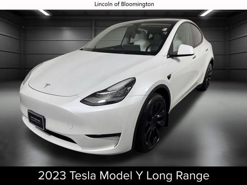Used 2023 Tesla Model Y Long Range image 1