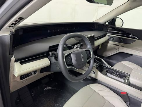 New 2026 Lincoln Nautilus Premier w/ Equipment Group 102A image 30