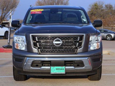 Certified 2024 Nissan Titan SV w/ SV Convenience Package RWD image 4