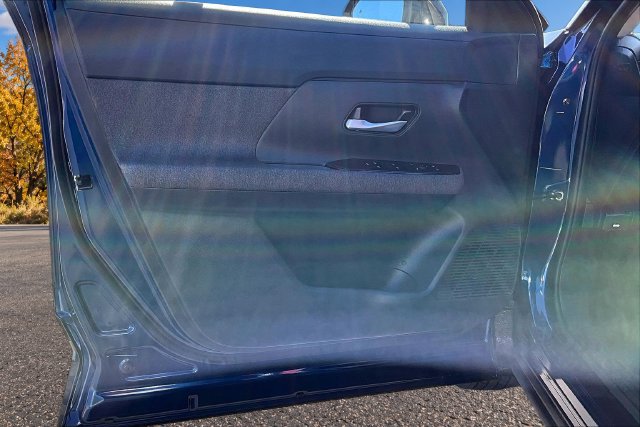 Used 2026 Nissan Kicks SV FWD image 19