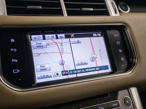 Used 2016 Land Rover Range Rover Sport HSE image 52