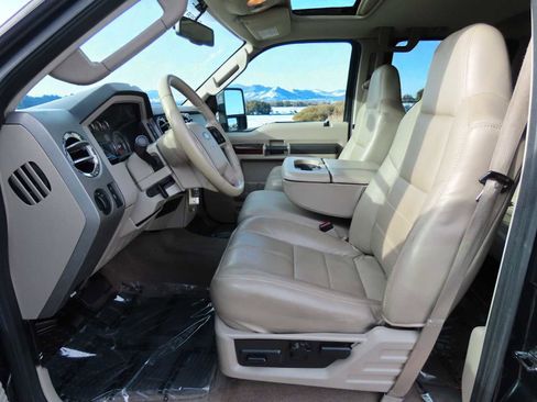 Used 2009 Ford F250 4x4 Crew Cab Super Duty image 16
