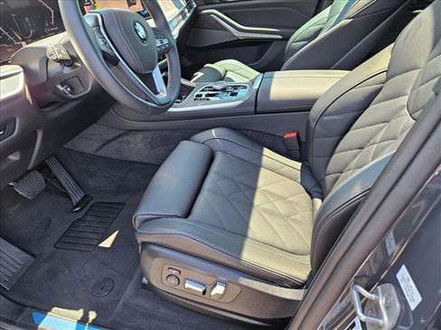 Used 2026 BMW X5 sDrive40i w/ Premium Package RWD image 16