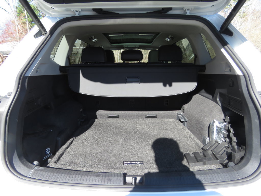 Used 2022 Volkswagen Tiguan SE AWD/4WD image 17