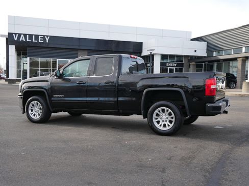 Used 2017 GMC Sierra 1500 SLE w/ SLE Value Package image 6