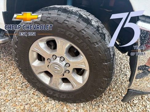Used 2024 RAM 2500 Big Horn w/ Off Road Package AWD/4WD image 3