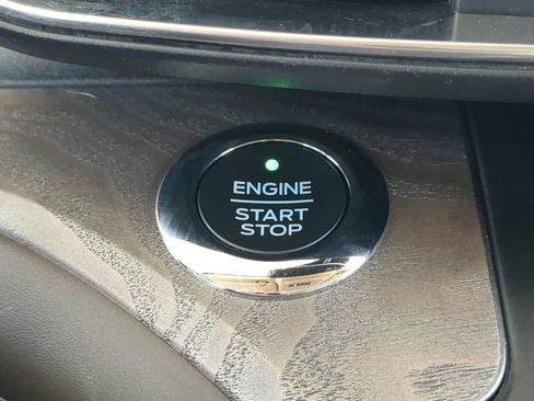 Used 2020 Ford Explorer Platinum w/ Premium Technology Package image 31