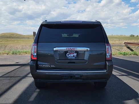 Used 2019 GMC Yukon XL Denali w/ Denali Ultimate Package AWD/4WD image 22