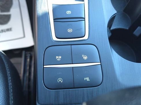 Used 2022 Ford Escape Titanium w/ Titanium Elite Package AWD/4WD image 40