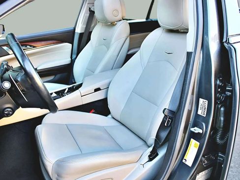 Used 2014 Cadillac CTS Luxury image 25