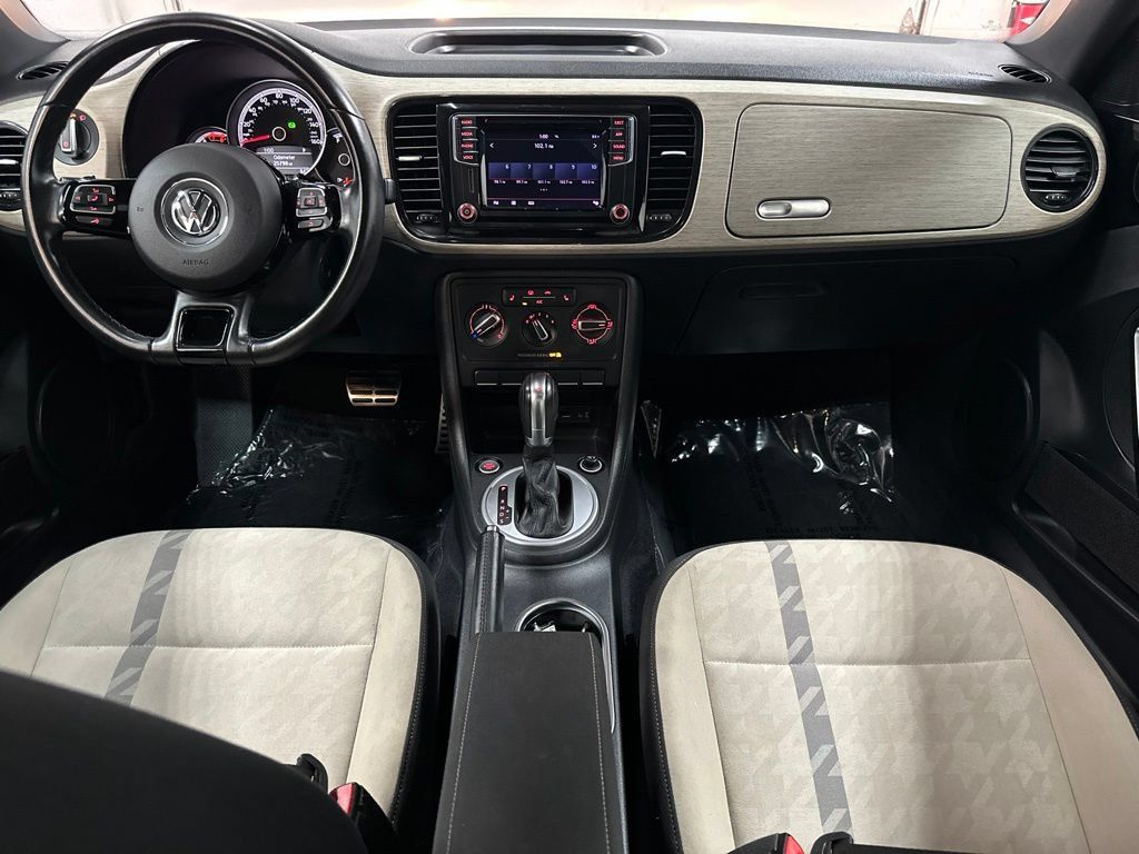 Used 2018 Volkswagen Beetle 2.0T Coast FWD image 23