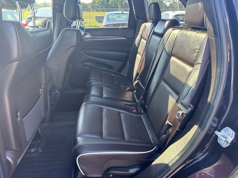 Used 2018 Jeep Grand Cherokee Overland image 11