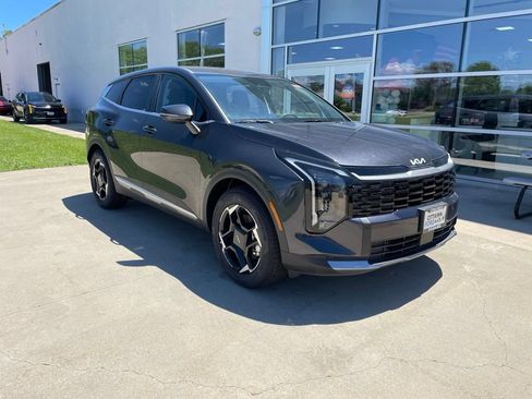 New 2026 Kia Sportage EX FWD image 1