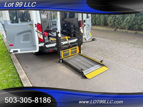 Used 2018 Ford Transit 150 XL image 40