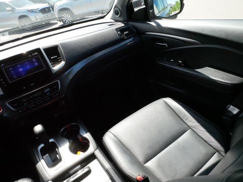 Used 2018 Honda Pilot EX-L image 11