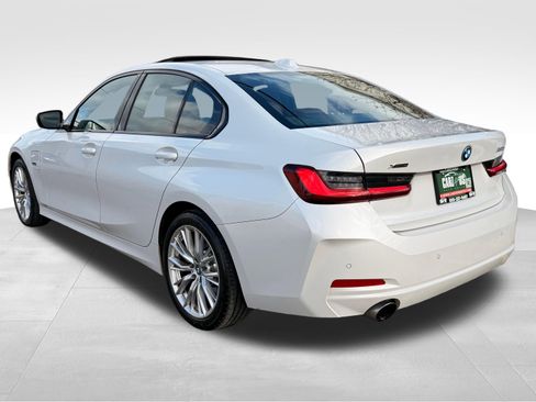 Used 2023 BMW 330e xDrive w/ Driving Assistance Package image 9
