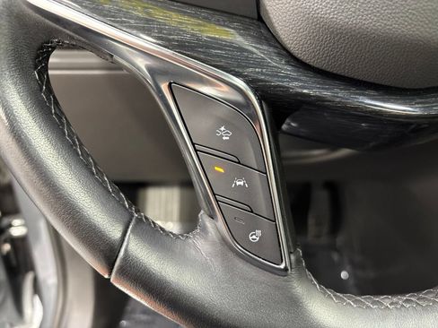 Used 2022 Cadillac XT5 Premium Luxury w/ Technology Package AWD/4WD image 16