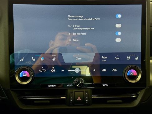 Certified 2025 Lexus GX 550 w/ Accessory Package (2T) AWD/4WD image 16