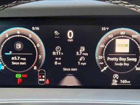 New 2026 Volkswagen Tiguan SE image 11