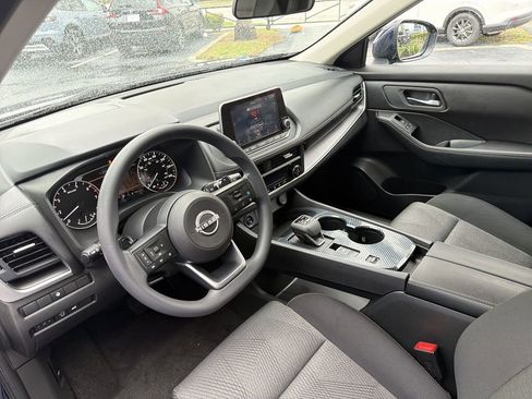 Used 2024 Nissan Rogue SV FWD image 20