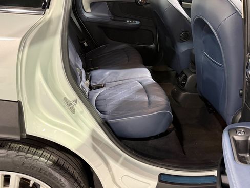 Used 2023 MINI Cooper Countryman S w/ Signature Upholstery Package image 48