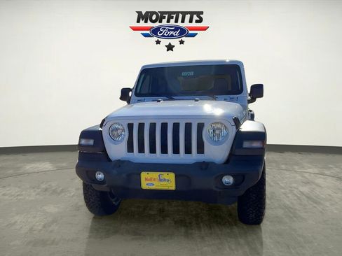 Used 2018 Jeep Wrangler Sport AWD/4WD image 8