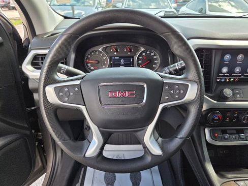 Used 2023 GMC Acadia SLE w/ Driver Convenience Package image 29