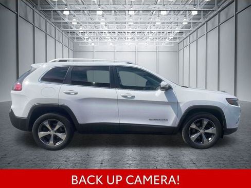 Used 2019 Jeep Cherokee Limited AWD/4WD image 5