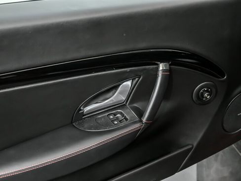 Used 2018 Maserati GranTurismo Sport RWD image 13