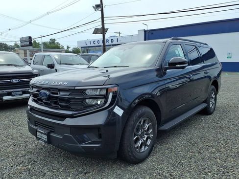 New 2026 Ford Expedition Max Active AWD/4WD image 3