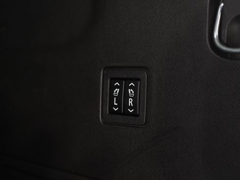 Used 2018 Chevrolet Traverse High Country image 19