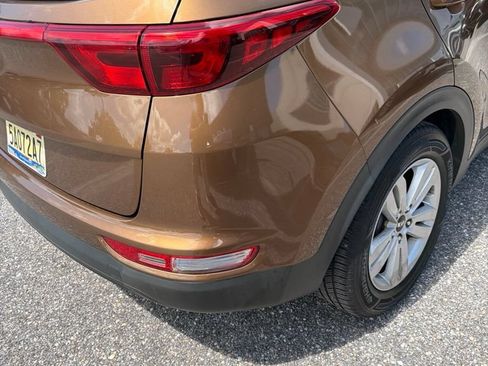 Used 2017 Kia Sportage LX w/ LX Popular Package FWD image 5