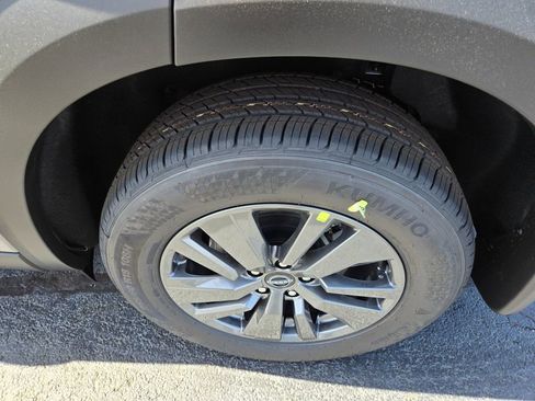 New 2026 Nissan Pathfinder SV image 6