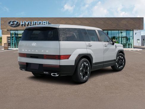 New 2025 Hyundai Santa Fe SE image 4